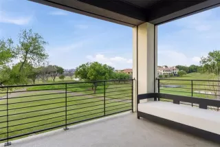 Photo #3: 21278364 Listing