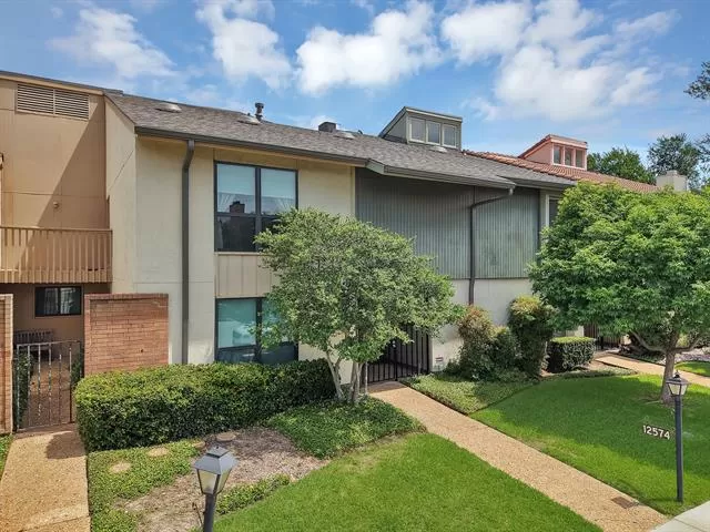 MLS: 21278710 Condo For Sale