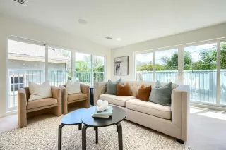 Photo #4: 21278917 Listing