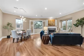 Photo #4: 21279272 Listing