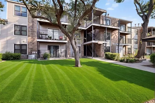 MLS: 21279632 Condo For Sale