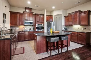 Photo #3: 21280005 Listing
