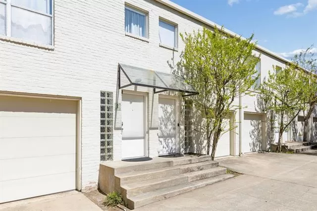 MLS: 21280067 Condo For Sale