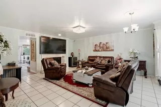 Photo #3: 21280511 Listing