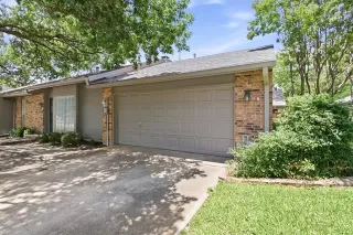 Photo #3: 21280516 Listing 