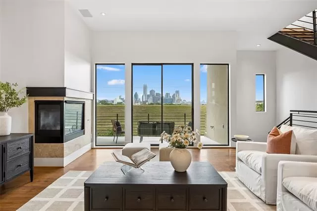 MLS: 21280572 Condo For Sale