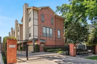 Photo #2: 21280814 Listing