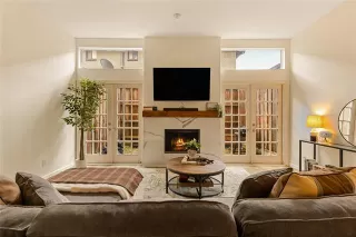 Photo #4: 21280871 Listing