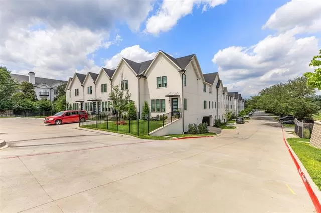 MLS: 21281001 Condo For Sale