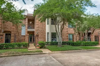Photo #2: 21281156 Listing