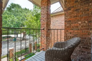 Photo #4: 21281156 Listing