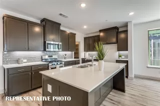 Photo #5: 21281301 Listing