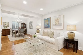 Photo #3: 21281422 Listing