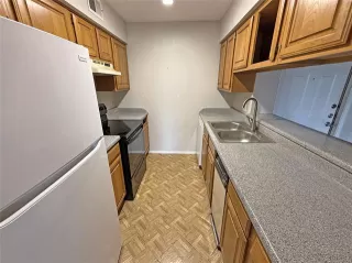 Photo #5: 21281499 Listing
