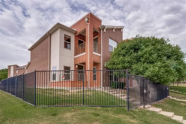 MLS: 21281891 Condo For Sale