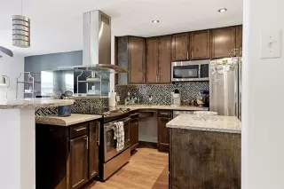 Photo #3: 21282106 Listing