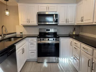 Photo #2: 21282445 Listing 