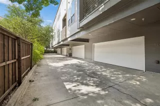 Photo #4: 21282473 Listing 
