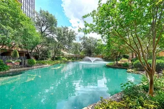 Photo #4: 21282487 Listing