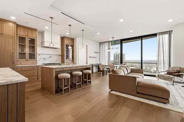MLS: 21283070 Condo For Sale