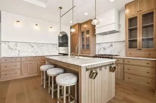 Photo #3: 21283070 Listing