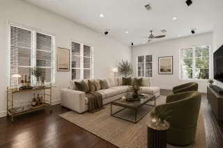 Photo #4: 21283449 Listing