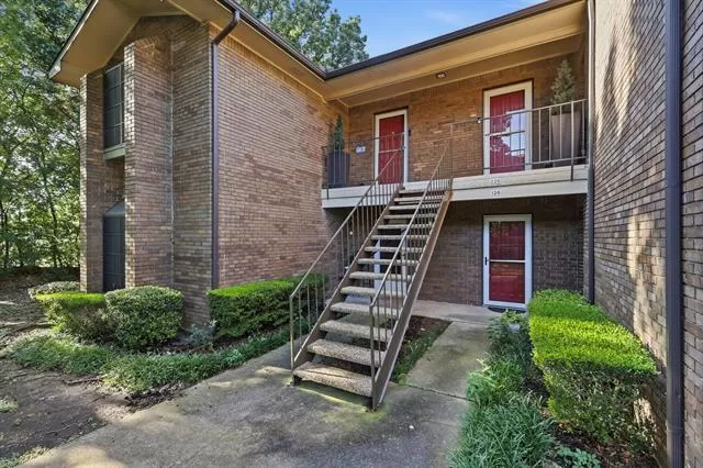 MLS: 21283502 Condo For Sale