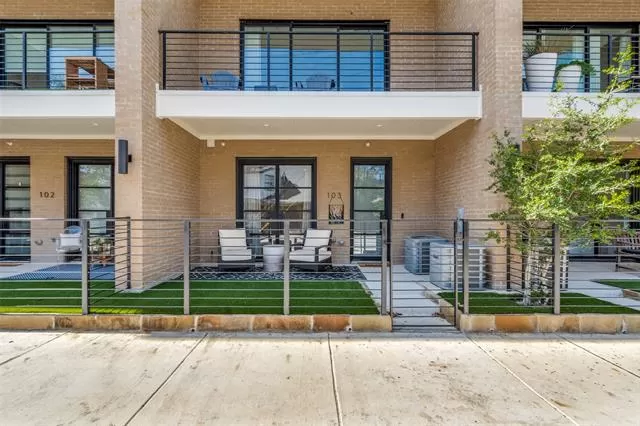 MLS: 21283629 Condo For Sale