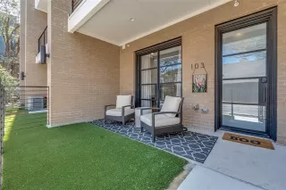 Photo #2: 21283629 Listing