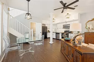 Photo #2: 21284023 Listing