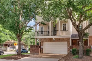 Photo #2: 21284590 Listing