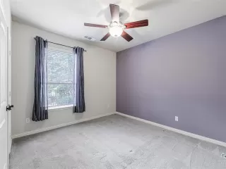 Photo #5: 21284610 Listing