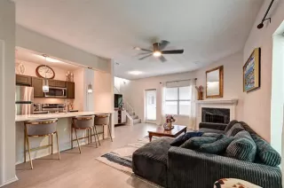 Photo #3: 21284676 Listing