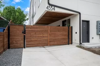 Photo #4: 21285000 Listing