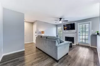 Photo #2: 21285104 Listing 
