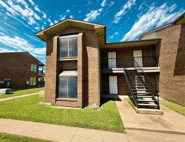 MLS: 21285474 Condo For Sale