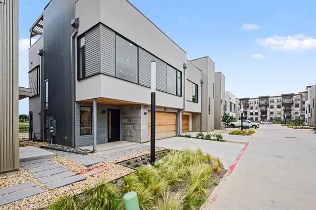 MLS: 21286002 Condo For Sale