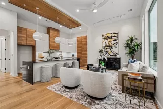 Photo #3: 21286002 Listing
