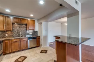 Photo #6: 21286100 Listing 