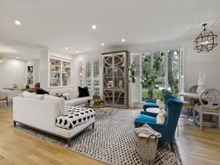 Photo #2: 21286184 Listing
