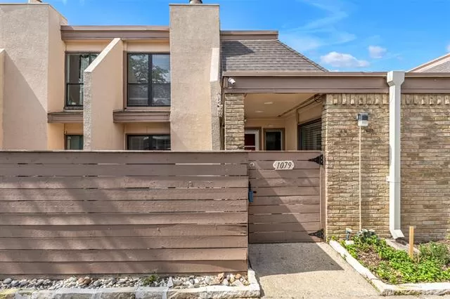 MLS: 21286355 Condo For Sale
