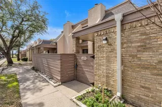Photo #2: 21286355 Listing 
