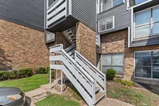 Photo #2: 21286360 Listing
