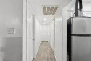 Photo #5: 21286560 Listing