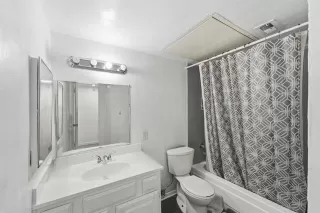 Photo #6: 21286560 Listing