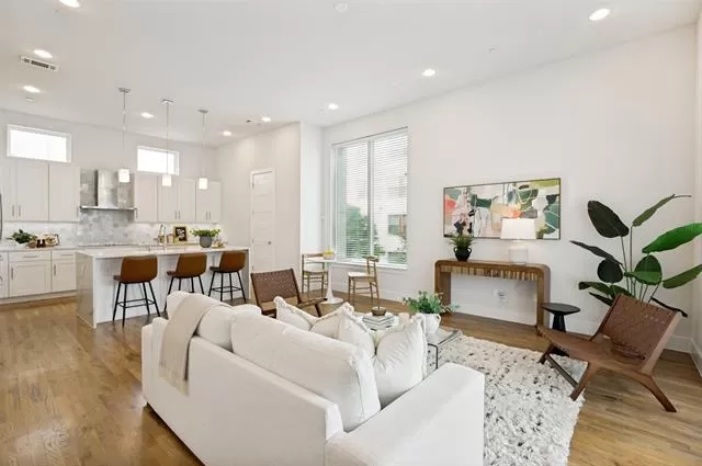 MLS: 21286608 Condo For Sale