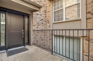 Photo #2: 21287485 Listing