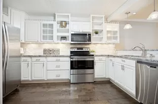 Photo #4: 21287485 Listing
