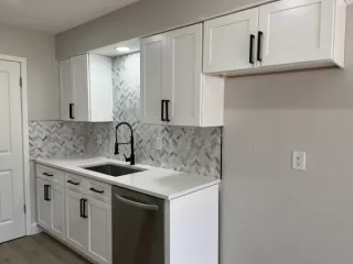 Photo #2: 21287660 Listing