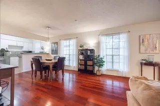 Photo #6: 21287725 Listing